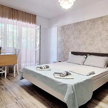 Apartament Cezar Faleza-Nord Constanta-Plaja Reyna ภายนอก รูปภาพ